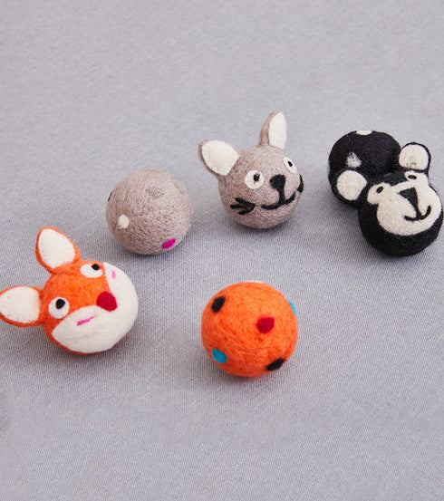 Colorful Felt Stretch Ball Cat Toy Ball
